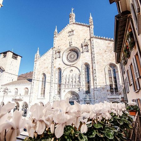 La Finestra Sul Duomo - The House Of Travelers Διαμέρισμα Όπως Εξωτερικό φωτογραφία